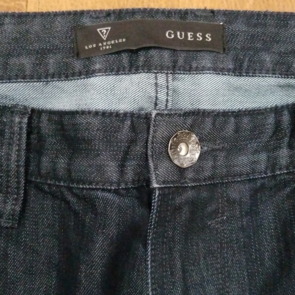 Guess Jeans - Picture 6 of 7